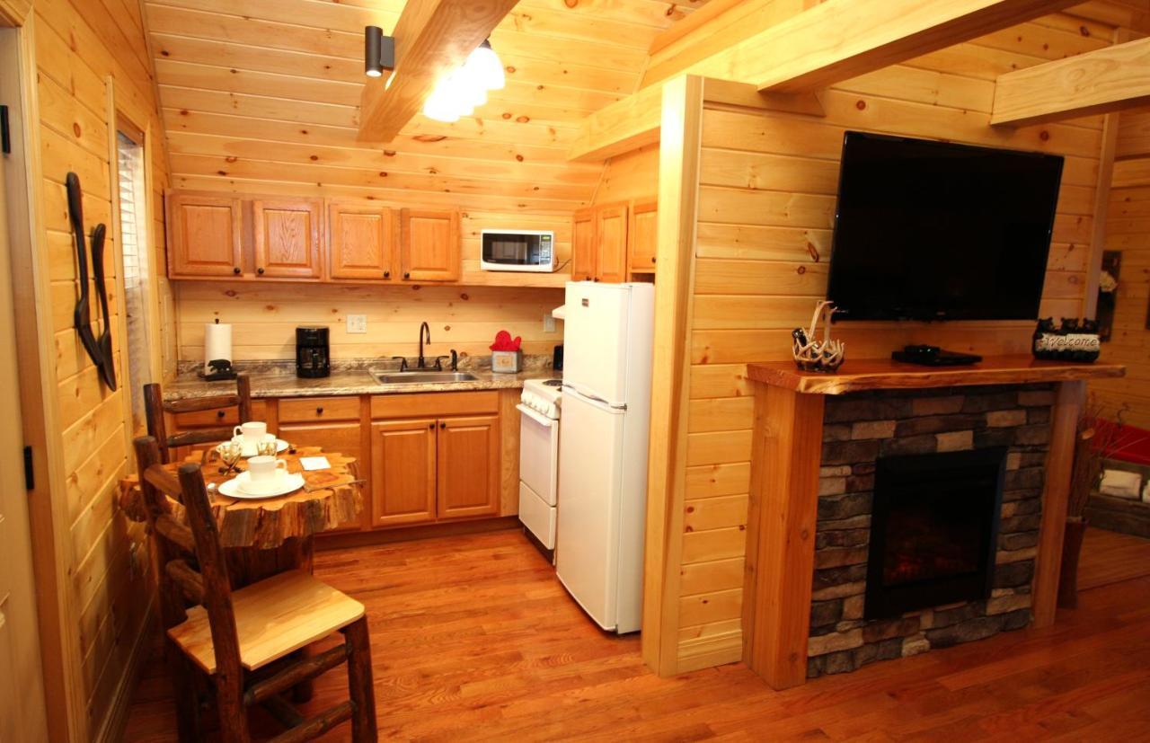 Lovin' Inn Гетлинбург Екстериор снимка