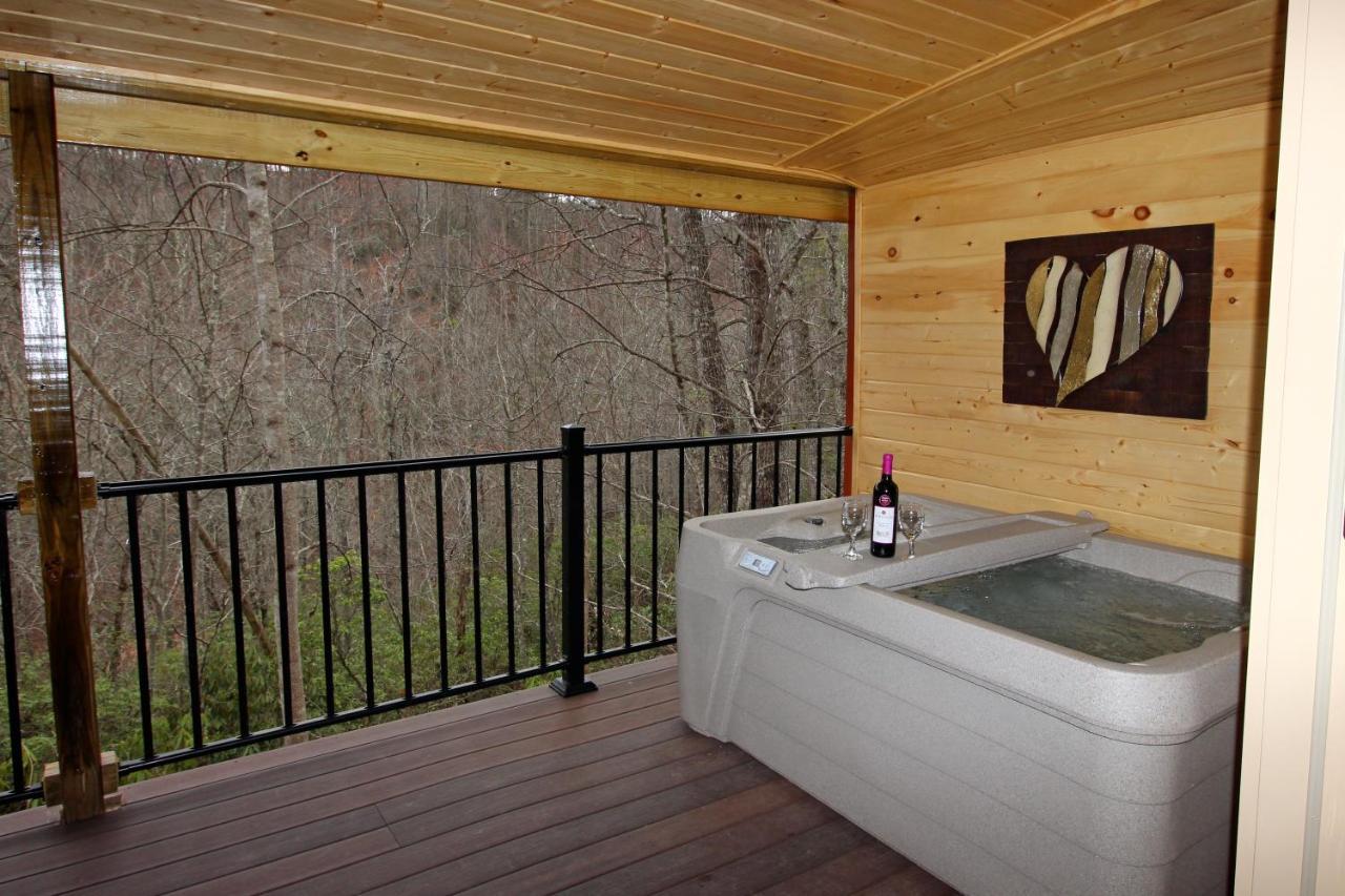 Lovin' Inn Гетлинбург Екстериор снимка